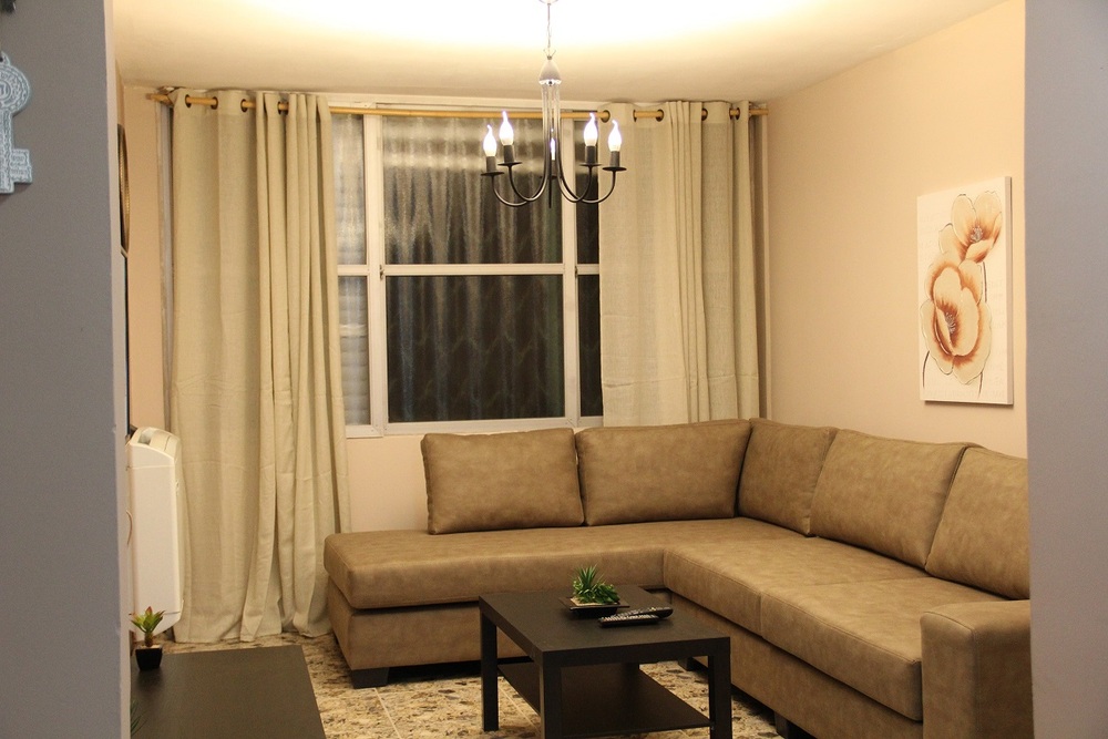 Краткосрочная аренда: Квартира 2.5 комн. !price$ в сутки, Тель-Авив