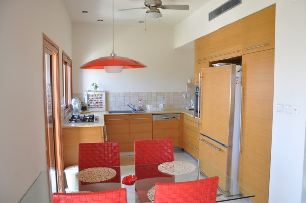 Краткосрочная аренда: Квартира 3 комн. !price$ в сутки, Тель-Авив