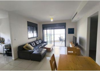 Аренда: Квартира 4 комн. 8,000₪ в месяц