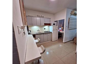 Аренда: Квартира 1.5 комн. 4,200₪ в месяц