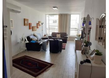 דירה למכירה 3.5 חדרים 1,980,000₪