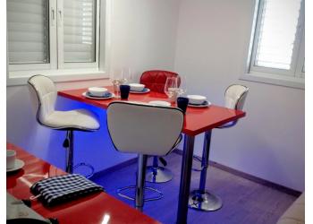 דירה להשכרה לתקופה קצרה  2.5 חדרים !price$ ללילה