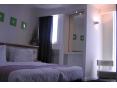 מלון דירות להשכרה לתקופה קצרה  1 חדר 131$ ללילה, בת ים